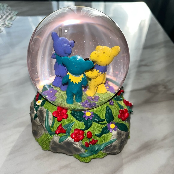 Rare 1999 Grateful Dead Bear Musical Snow Globe Excellent Condition Vintage HTF - Picture 3 of 5